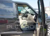 2013 Land Rover LR4 photo