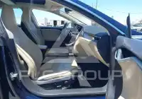 2013 Tesla Model S фото