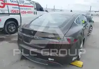 2013 Tesla Model S фото