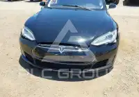 2013 Tesla Model S photo