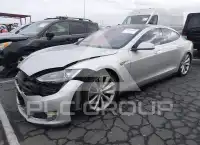 2013 Tesla Model S фото
