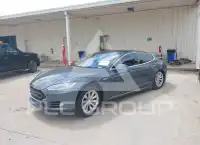 2013 Tesla Model S фото
