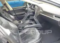 2013 Tesla Model S фото