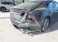 2013 Tesla Model S фото
