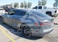 2013 Tesla Model S фото
