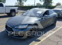 2013 Tesla Model S фото