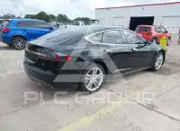 2013 Tesla Model S фото
