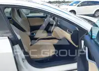 2013 Tesla Model S фото