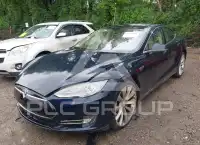 2013 Tesla Model S фото