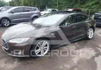2013 Tesla Model S фото