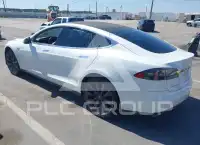 2013 Tesla Model S фото