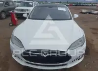 2013 Tesla Model S фото