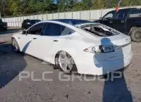 2013 Tesla Model S фото