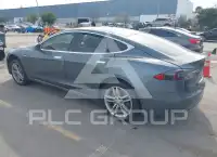 2013 Tesla Model S фото