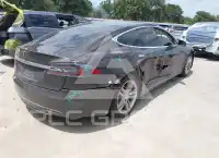 2013 Tesla Model S photo