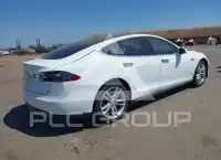 2013 Tesla Model S фото