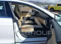 2013 Tesla Model S фото