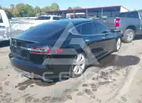 2013 Tesla Model S фото