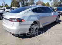 2013 Tesla Model S фото
