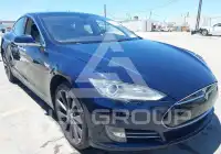 2013 Tesla Model S фото