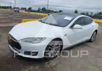 2013 Tesla Model S фото