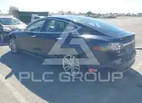 2013 Tesla Model S фото