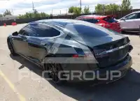 2013 Tesla Model S фото