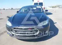 2013 Tesla Model S фото
