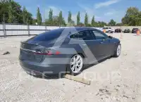 2013 Tesla Model S photo