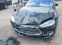 2013 Tesla Model S фото