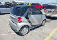 2013 Smart FORTWO фото