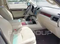 2013 Lexus GX460 photo