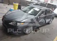 2013 Lexus ES350 photo