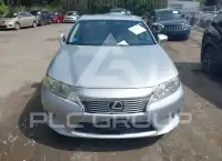 2013 Lexus ES350 photo