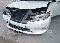 2013 Lexus ES350 photo
