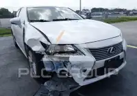 2013 Lexus ES350 photo