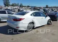 2013 Lexus ES350 photo