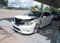 2013 Lexus ES350 photo