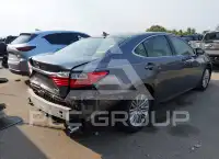 2013 Lexus ES350 photo