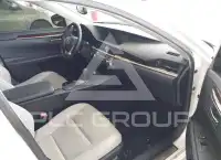 2013 Lexus ES350 photo