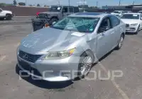 2013 Lexus ES350 photo