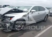 2013 Lexus LS460 photo