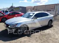 2013 Lexus LS460 photo