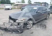 2013 Lexus LS460 фото
