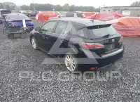 2013 Lexus CT200 photo