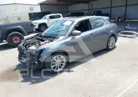 2013 Lexus CT200 фото