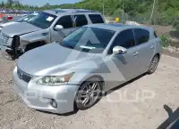 2013 Lexus CT200 photo