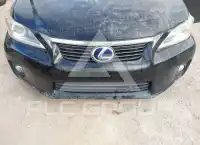 2013 Lexus CT200 photo