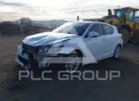 2013 Lexus CT200 photo