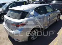 2013 Lexus CT200 photo